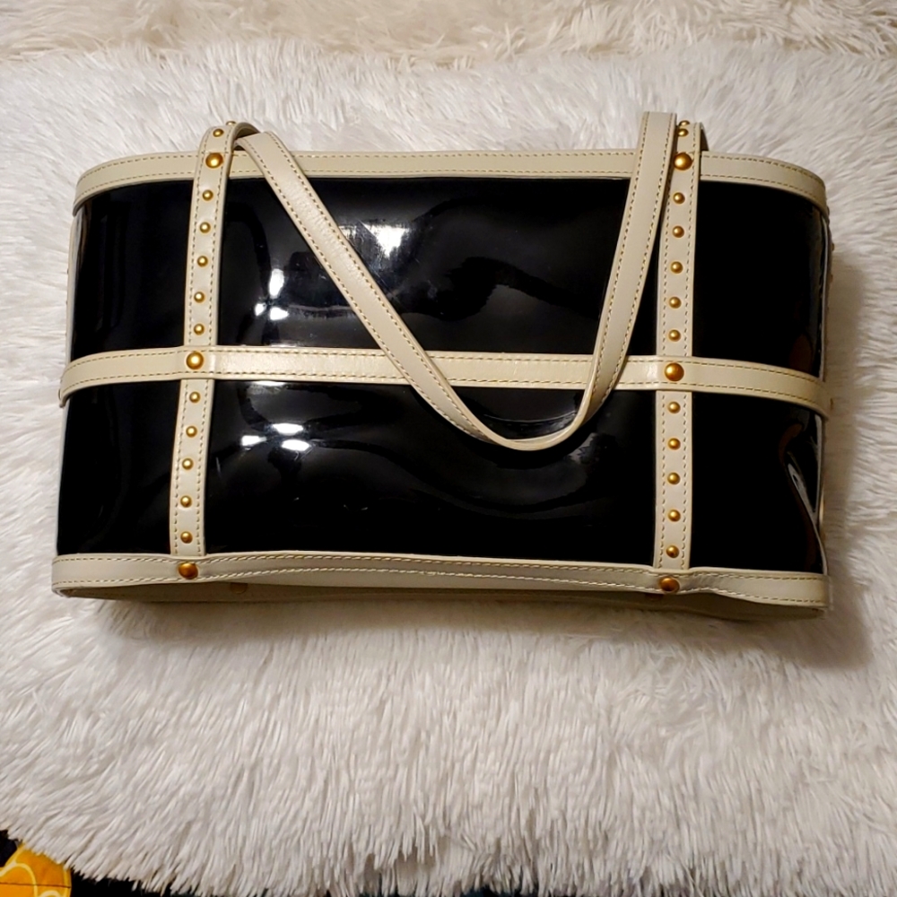 EUC Maxx New York Handbag